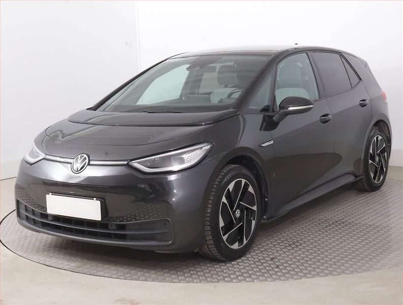 Volkswagen ID.3 (2021) Pro Perf. (62 kWh), SoH 87% - fotka 2 z 18