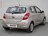 Hyundai i20 (2011) 1.2i, ČR, AC, park.asist - náhled 3