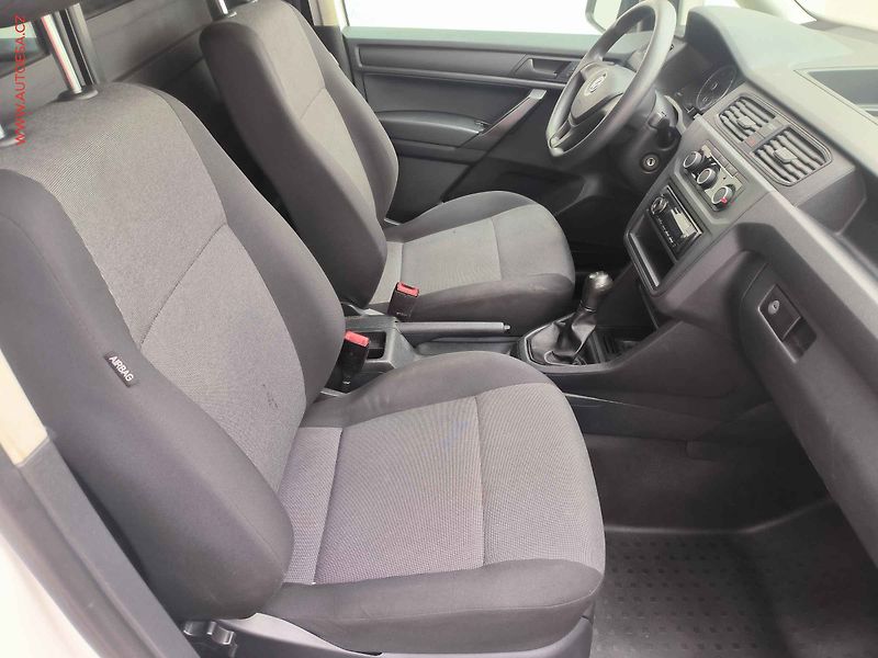 Volkswagen Caddy (2020) 2.0TDi, AC - fotka 18 z 19