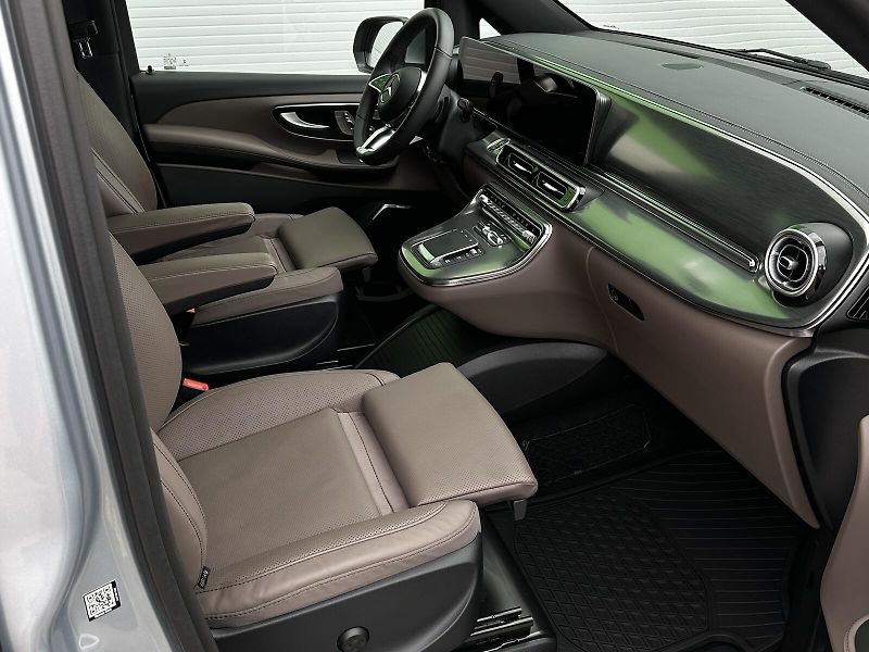 Mercedes-Benz Třídy V 300d Long 4MATIC Exclusive Vzd - fotka 68 z 71
