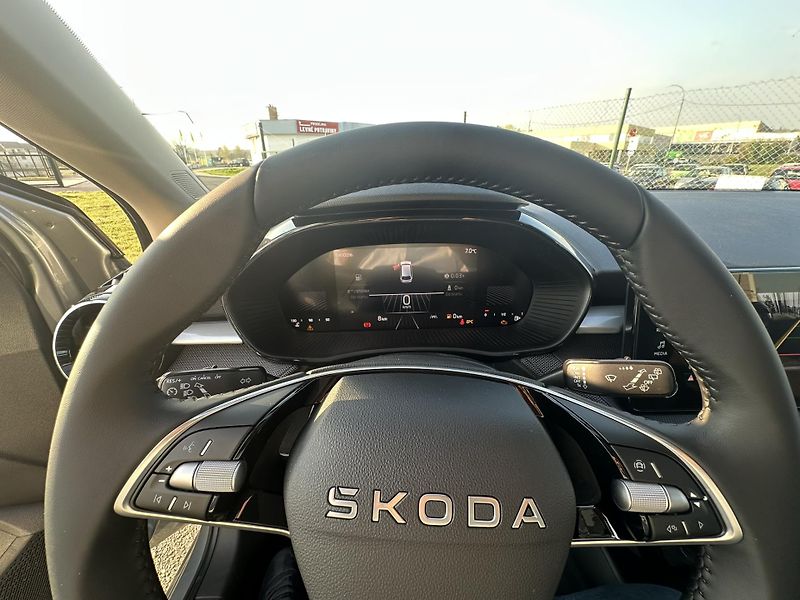 Škoda Fabia CLASSIC 1.0TSI 85kW + tažné - fotka 10 z 13