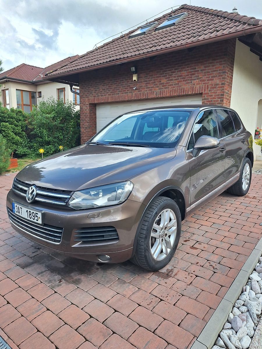 Volkswagen Touareg 3,0TDi ČR ! 2.MAJITEL !!!