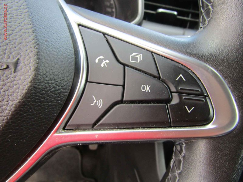 Renault Clio (2020) 1.0 TCe, ČR - fotka 17 z 19