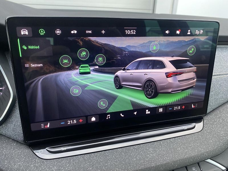 Škoda Octavia Combi 1,5 TSI Top Selection - fotka 19 z 29