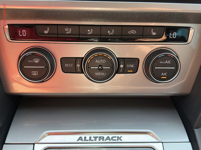 Volkswagen Passat (2019) 2.0TDI 4x4, ČR, DSG, navi - fotka 15 z 18