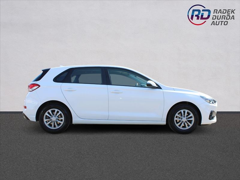Hyundai i30 1,5 CVVT  NOVÉ V ČR,1.MAJITEL - fotka 4 z 26