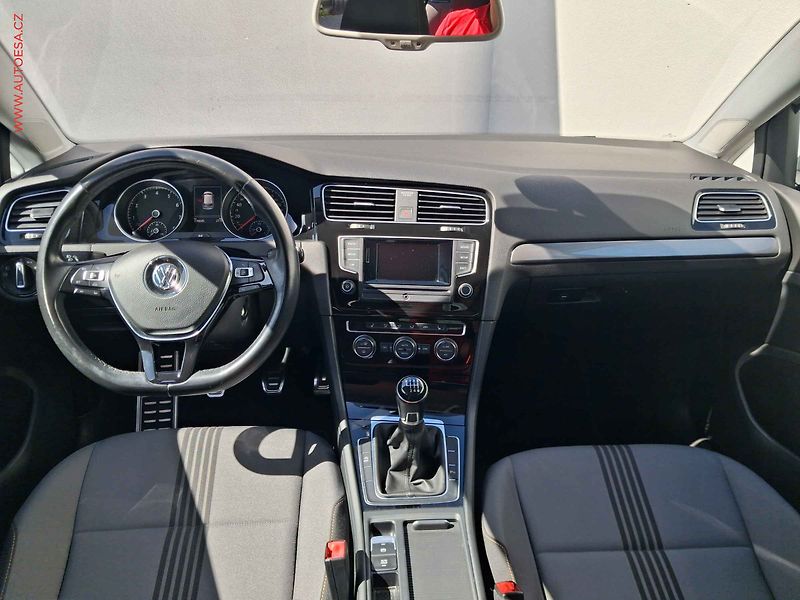 Volkswagen Golf (2016) 1.2 TSi, Allstar, bixen - fotka 8 z 17
