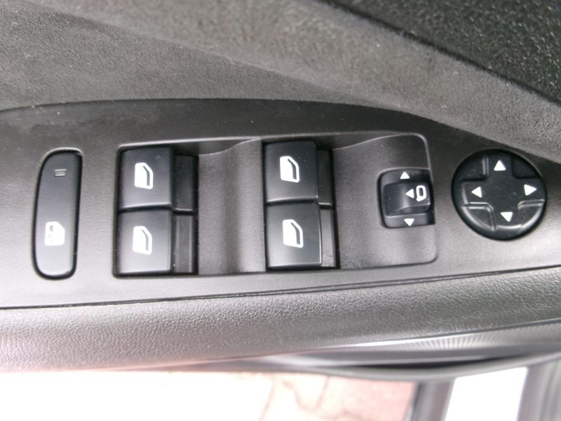 Opel Crossland (2022) 1,2PT FULLLED AC NAVI CAM - fotka 28 z 37