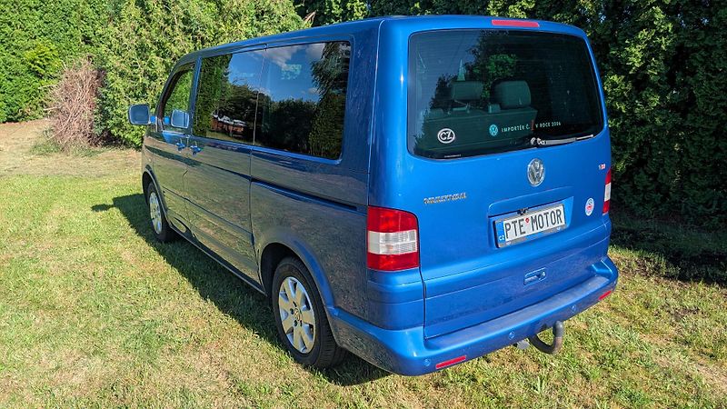 Volkswagen Multivan (2007) - fotka 3 z 39