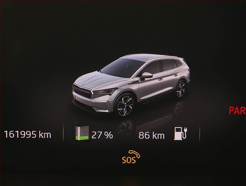 Škoda Enyaq (2021) 60 (62 kWh), SoH 91% - fotka 11 z 30