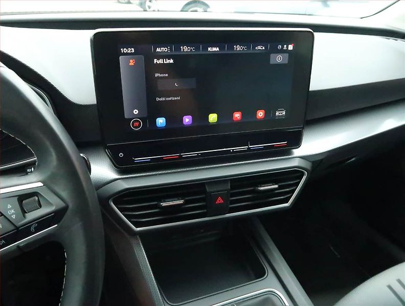 Seat Leon (2021) 1.5 TSI, Navi, Tempomat - fotka 20 z 23