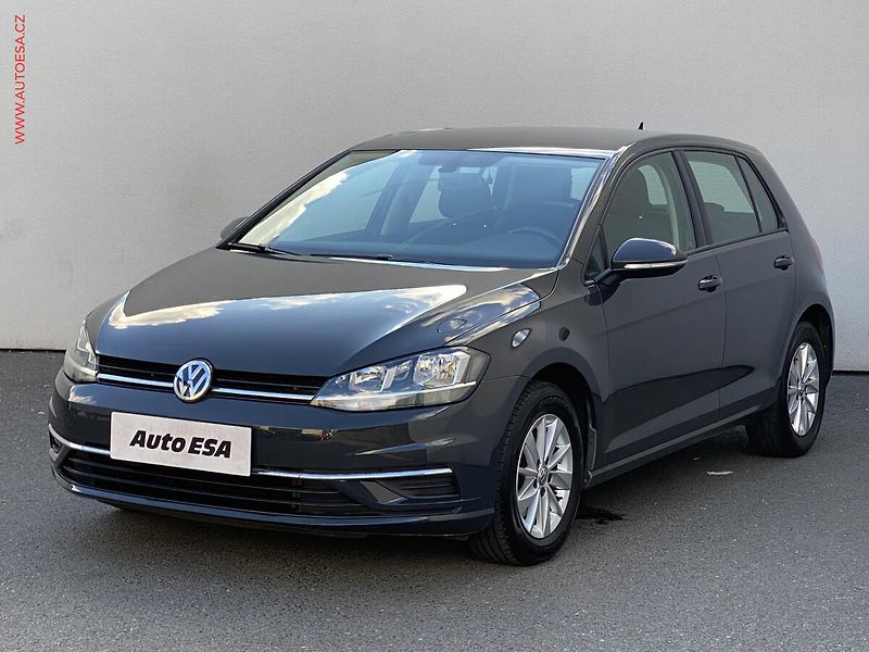 Volkswagen Golf (2018) 1.4 TSi, ČR, Comfortline - fotka 3 z 16