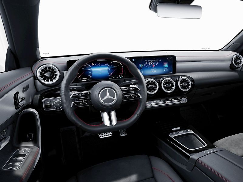 Mercedes-Benz CLA 200 d Shooting Brake AMG S - fotka 6 z 9