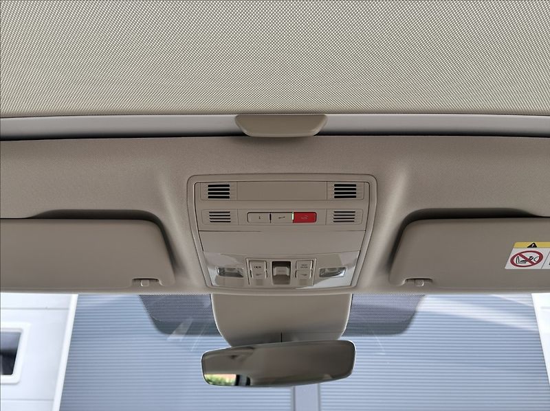 Škoda Superb 1,4 TSI 150PS  Style Plus 4x4 - fotka 28 z 58