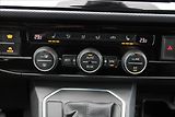 Volkswagen Multivan 2,0 TDI  1MAJ,7MÍST,AT,4x4,DPH - náhled 19