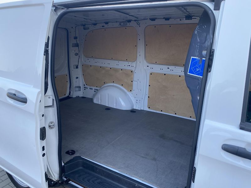 Mercedes-Benz Vito (2021) 110,L2H1,LONG, VÝB STAV!! - fotka 34 z 43