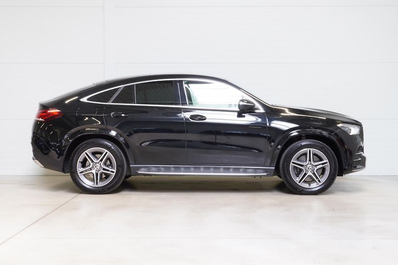 Mercedes-Benz GLE 300d,4matic,AMG,ČR,Tažné,360 - fotka 4 z 36