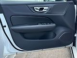 Volvo V60 PLUS DARK B4,FULL LED,ACC - náhled 8