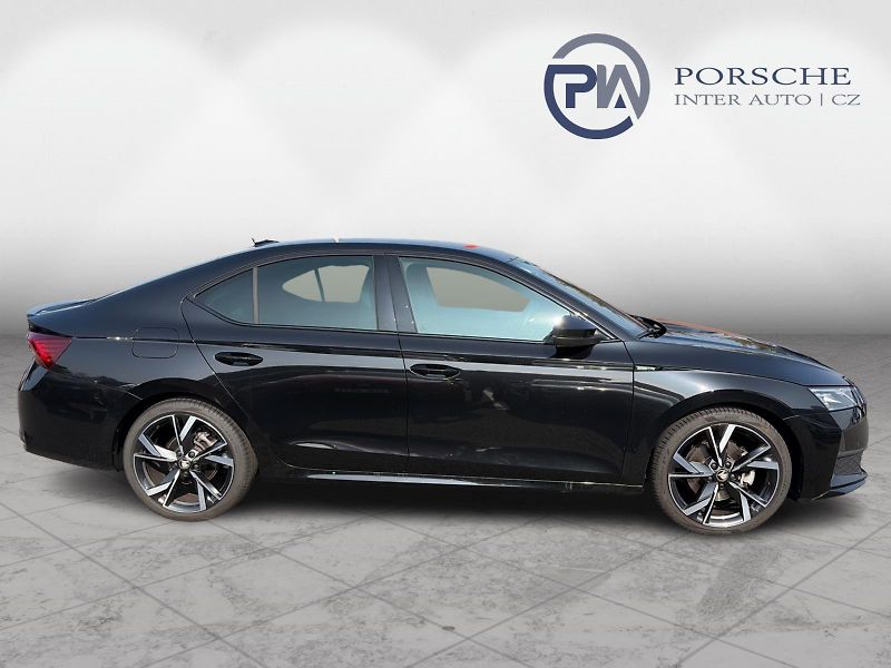 Škoda Octavia 1.5TSI 110kW SPORTLINE - fotka 10 z 23