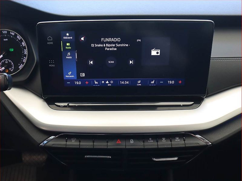 Škoda Octavia (2021) 2.0 TDI, Automat, Serv.kniha - fotka 12 z 24