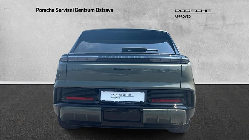 Porsche Cayenne Electric - fotka 7 z 24