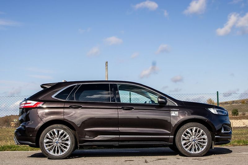 Ford Edge - fotka 4 z 26