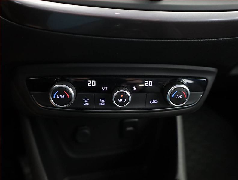 Opel Crossland X (2018) 1.2 Turbo, Serv.kniha - fotka 10 z 15