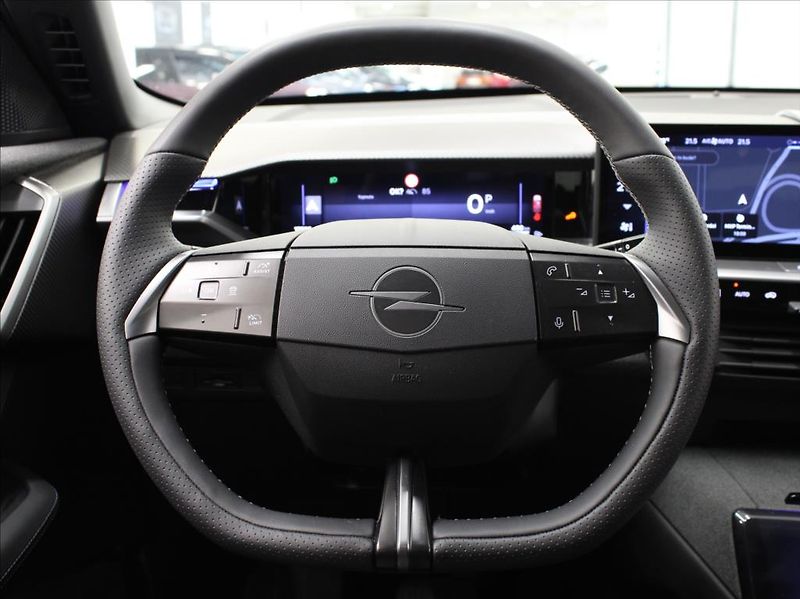 Opel Grandland 1,2 Hybrid 145k. GS-line 17tkm - fotka 9 z 22