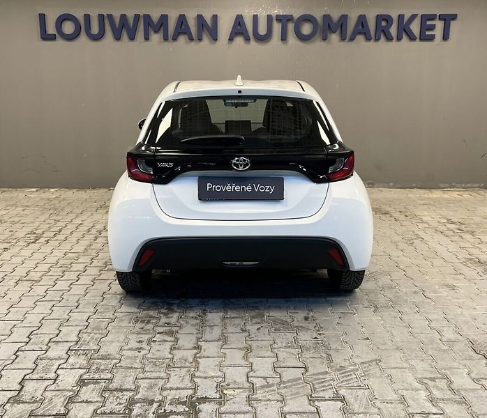 Toyota Yaris ACTIVE - fotka 13 z 15