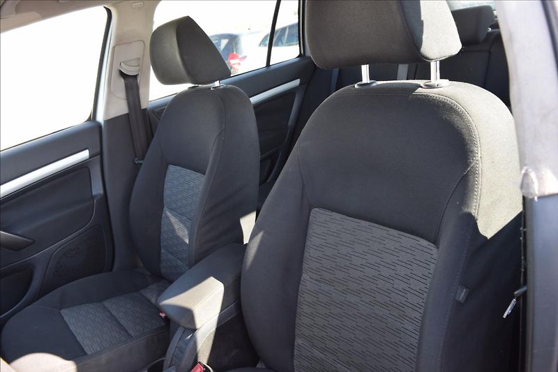 Škoda Octavia 1,9 TDI 77KW 2X KOLA PO SERVIS - fotka 14 z 49