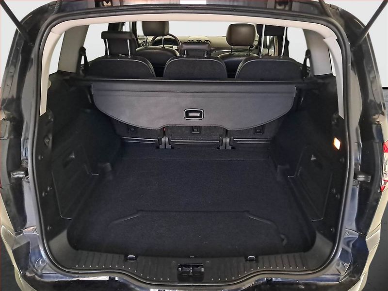 Ford S-MAX (2010) 2.0 TDCi, Navi, Xenony - fotka 13 z 17