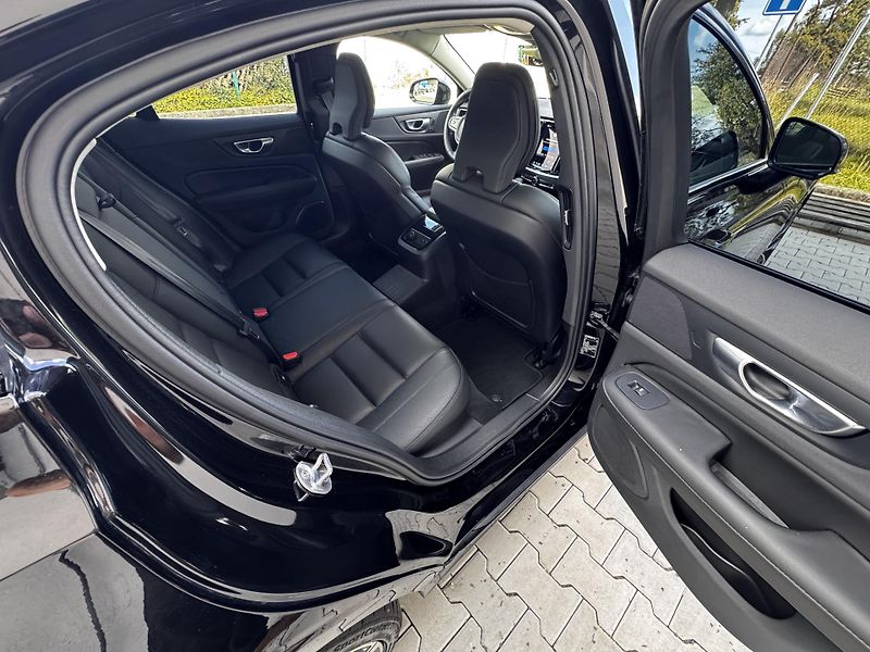 Volvo S60 T8 AWD / POLESTAR / 360 / TZ  - fotka 21 z 47
