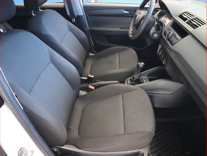 Škoda Fabia (2019) 1.0 TSI - fotka 9 z 14