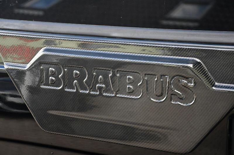 Mercedes-Benz Třídy G 500 4X42 BRABUS - fotka 39 z 45