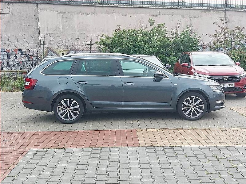 Škoda Octavia (2020) Ambition Plus 2.0 TDI, Automat - fotka 6 z 18