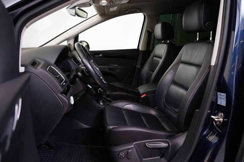 Volkswagen Sharan - fotka 5 z 6