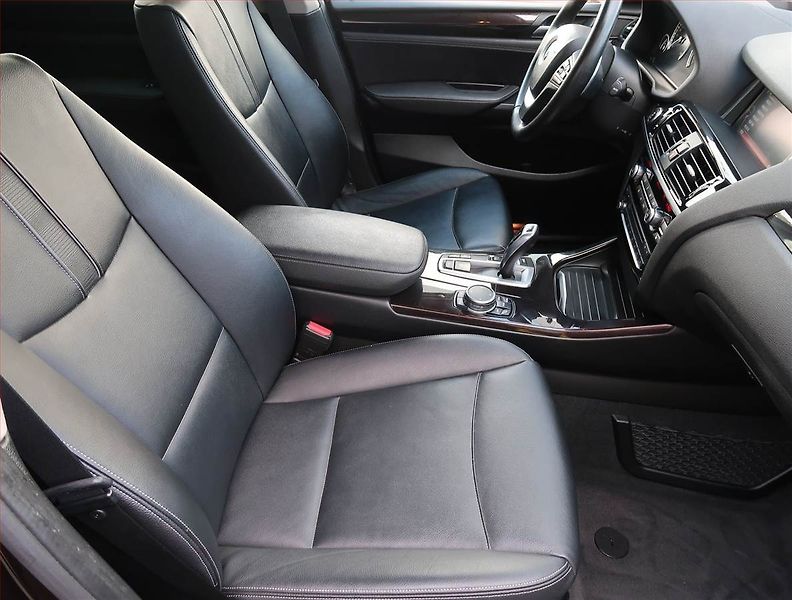 BMW X3 (2015) xLine xDrive20d, 4X4, Automat - fotka 9 z 14