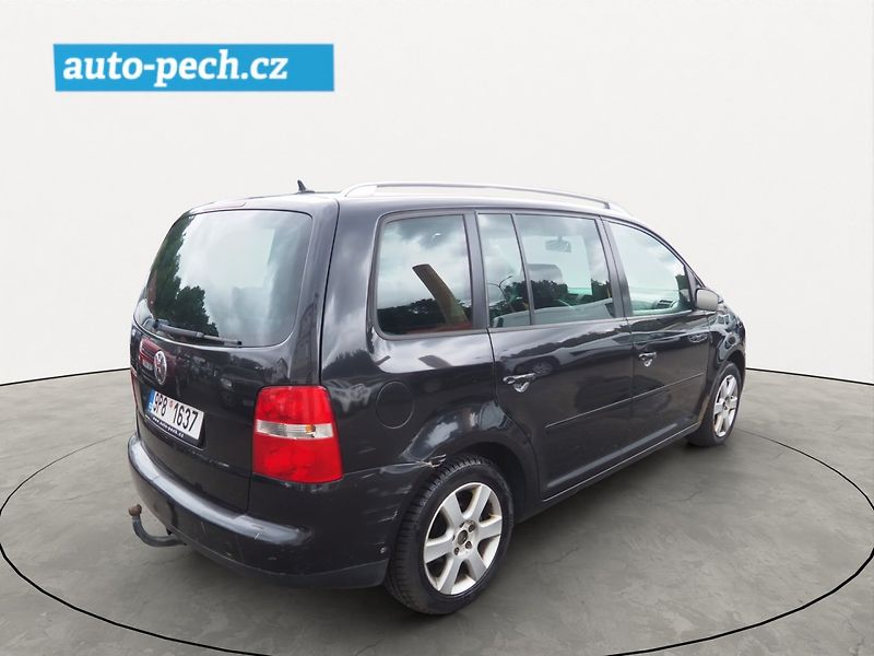 Volkswagen Touran (2003) 1.9 TDI 77 kW, DSG, Webasto - fotka 4 z 33