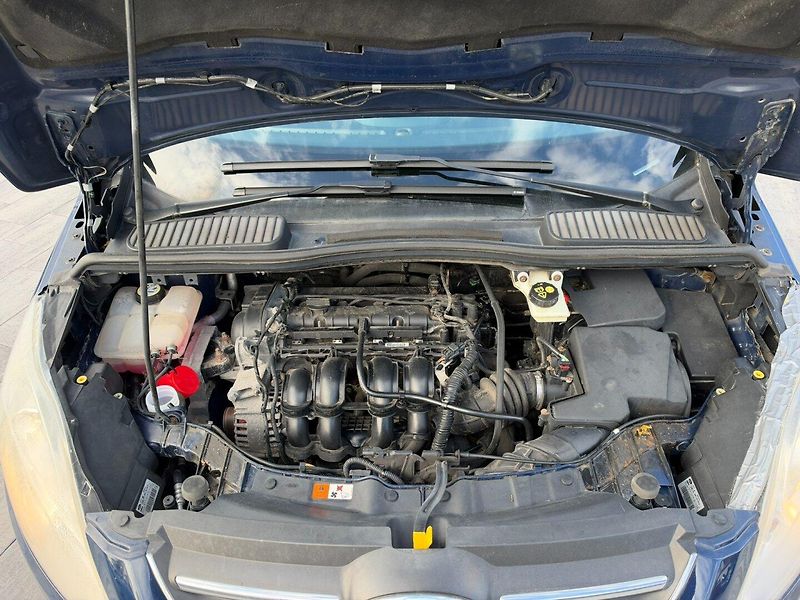 Ford C-MAX (2012) Trend 1.6i 77kW - fotka 28 z 30