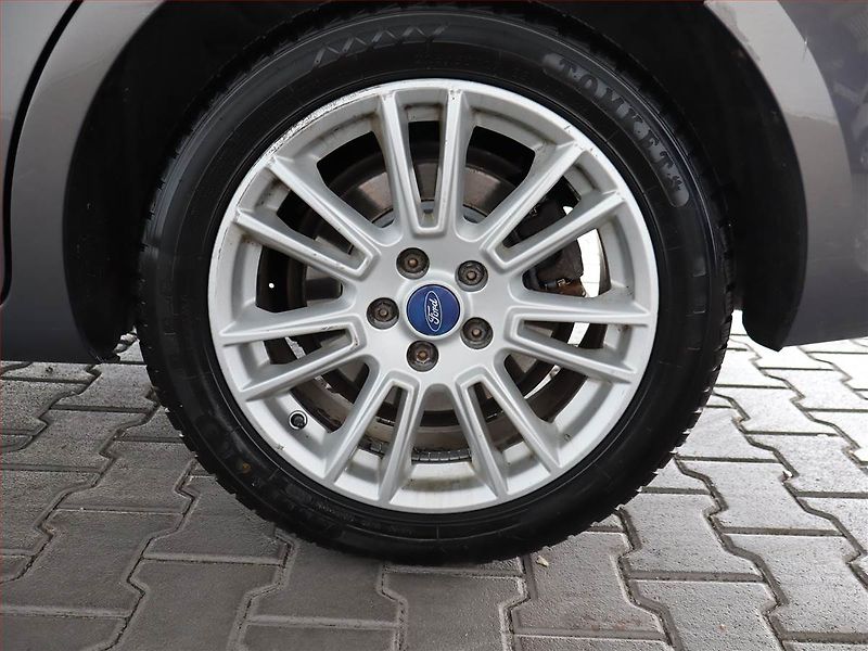 Ford Mondeo (2012) 2.0 TDCi, Automat, Tempomat - fotka 15 z 18