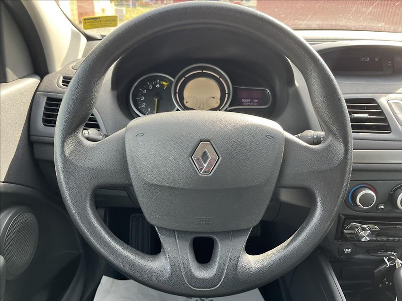 Renault Mégane 1,6 i KLIMA SERVIS STK 2/2027 - fotka 15 z 35