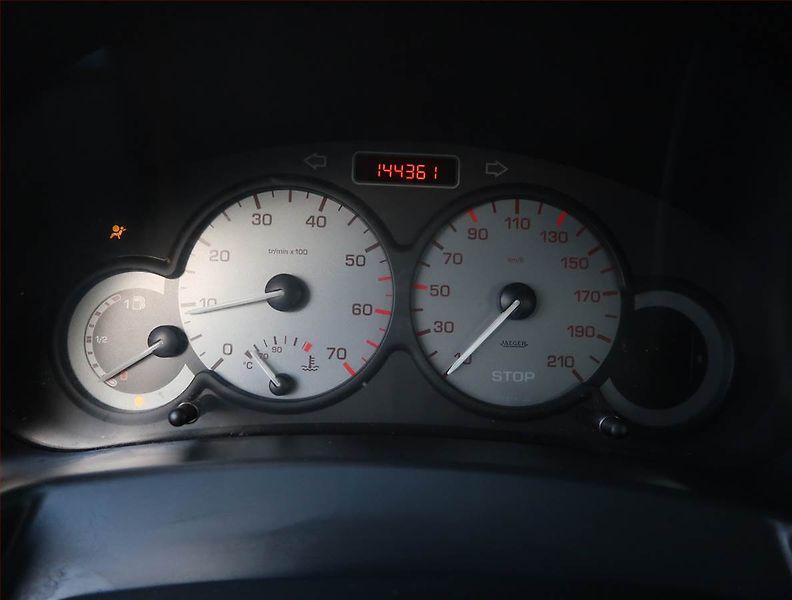 Citroën Berlingo (2005) 1.6 16V , 5Míst, 1Maj - fotka 11 z 15