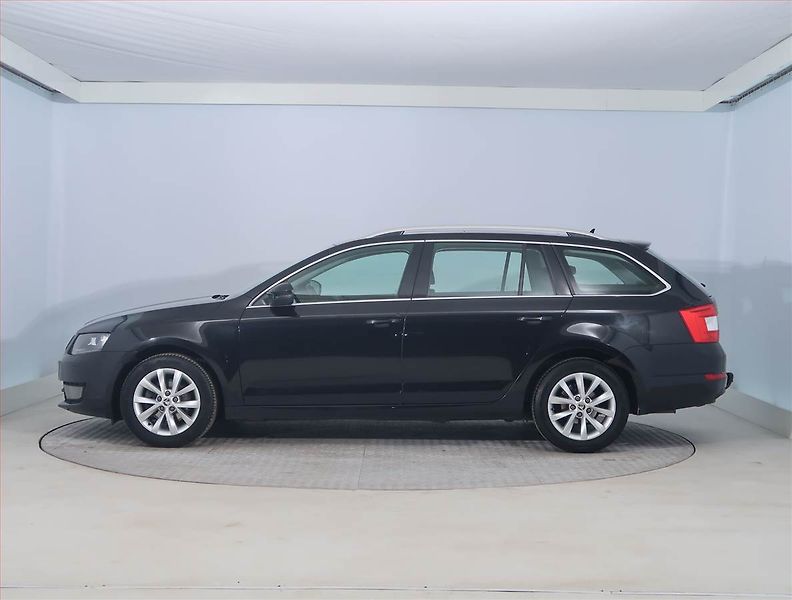 Škoda Octavia (2016) Style Plus 2.0 TDI, Automat - fotka 3 z 21