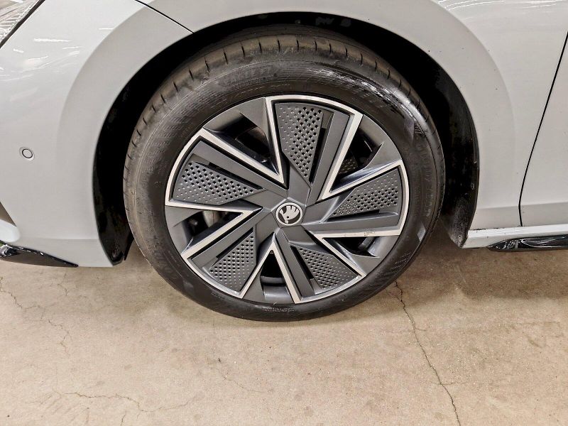 Škoda Superb (2025) 2.0 TDI 142 kW DSG 4x4 Sportli - fotka 34 z 34
