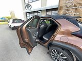 Toyota Yaris Cross 1.5 HSD 4x4 Executive Tech VIP - náhled 22