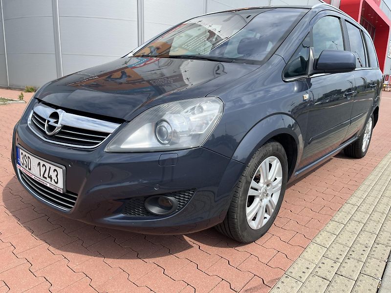Opel Zafira 1.8 i Cosmo Automat 7 Míst - fotka 27 z 32