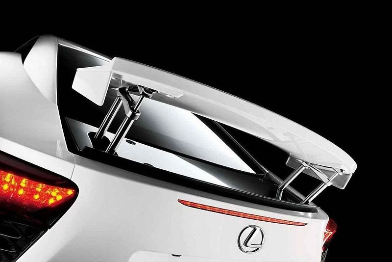 Lexus LFA.