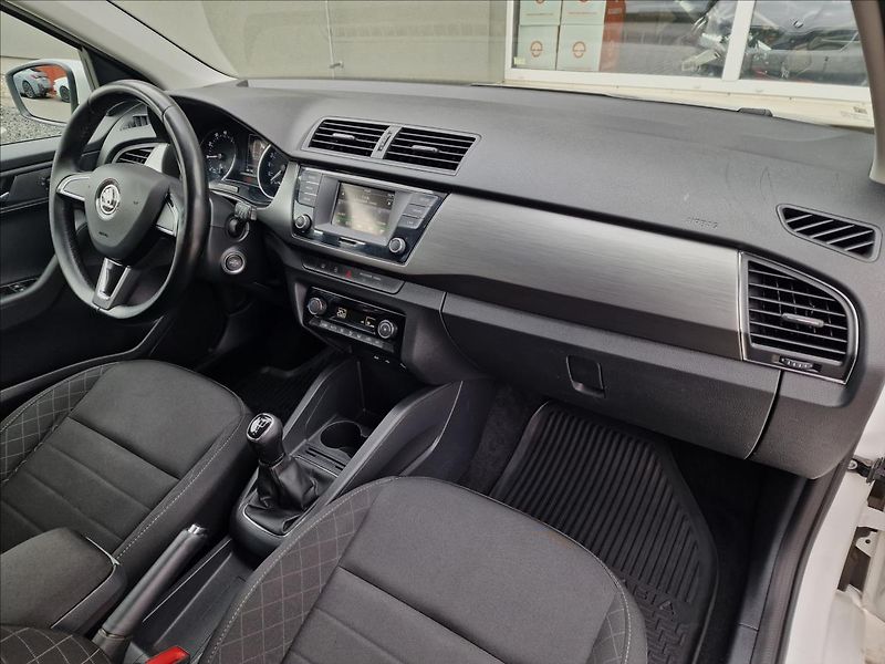 Škoda Fabia 1.0TSI Style,původ ČR,1.Maj. - fotka 13 z 50