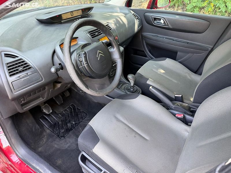 Citroën C4 (2006) 1.6i 16V, 80kw Původ ČR - fotka 14 z 18