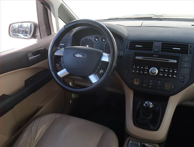 Ford C-MAX (2005) Ghia 2.0 TDCi, nová STK, Tažné - fotka 7 z 19